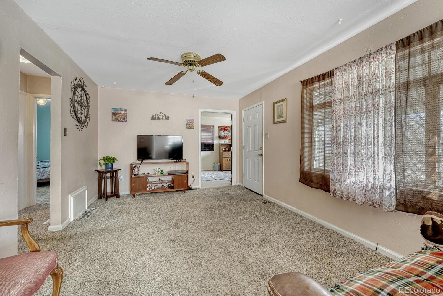 MLS Image #8 for 1935 s hazel court,denver, Colorado