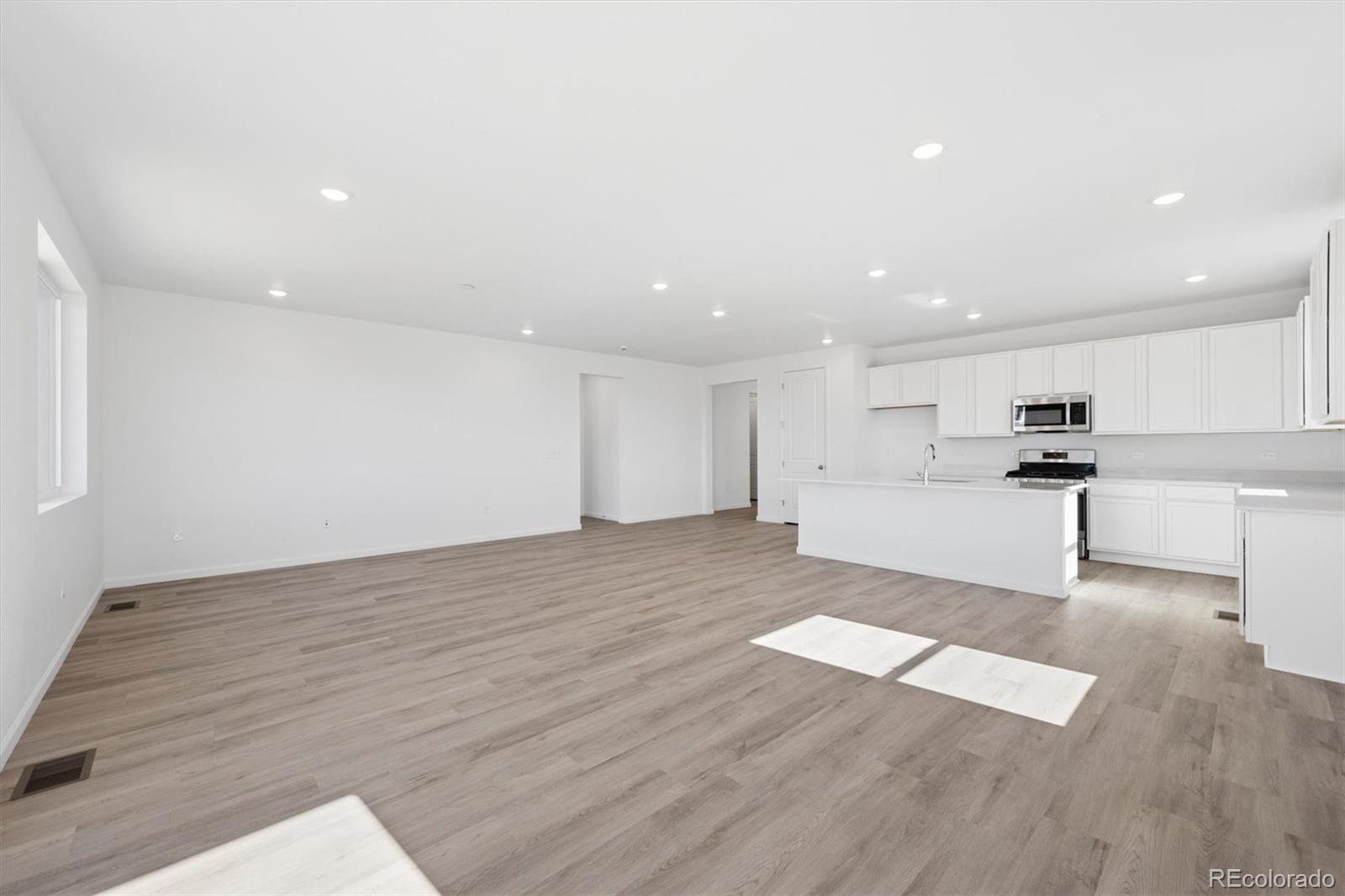 MLS Image #4 for 279  mt elbert street,brighton, Colorado
