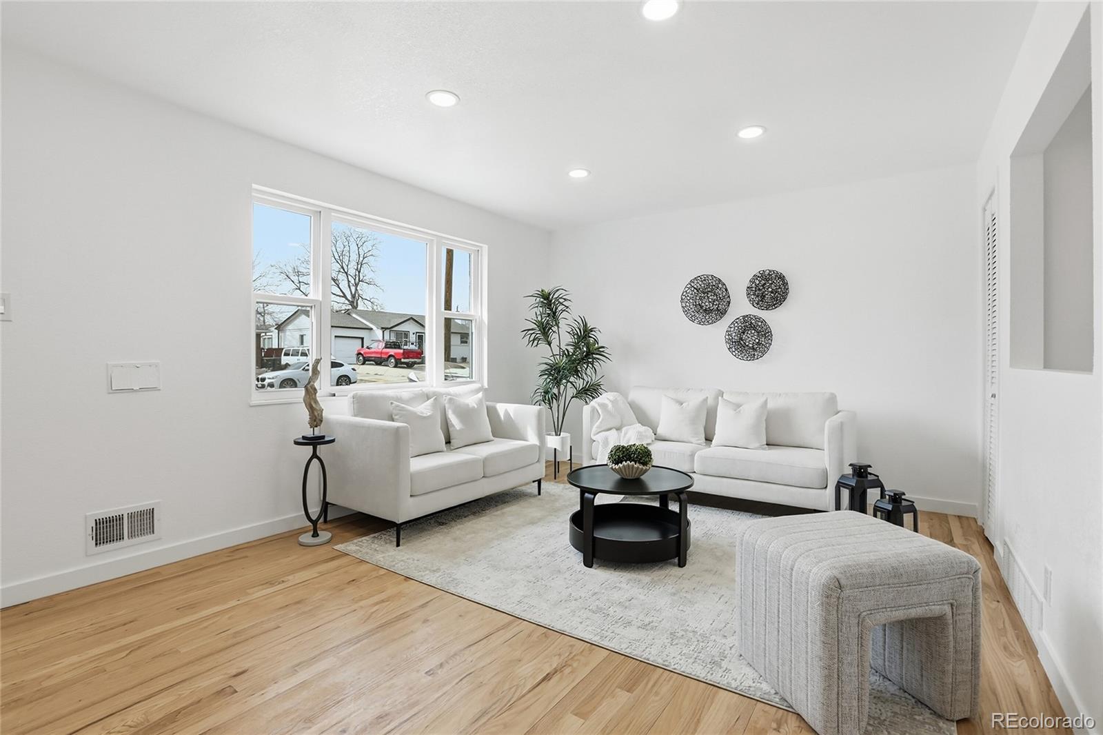 MLS Image #4 for 11258  larson lane,northglenn, Colorado
