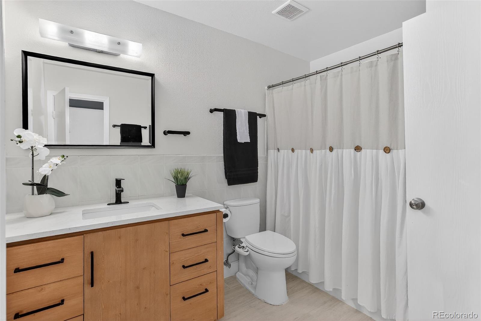 MLS Image #7 for 8761 w cornell avenue,lakewood, Colorado