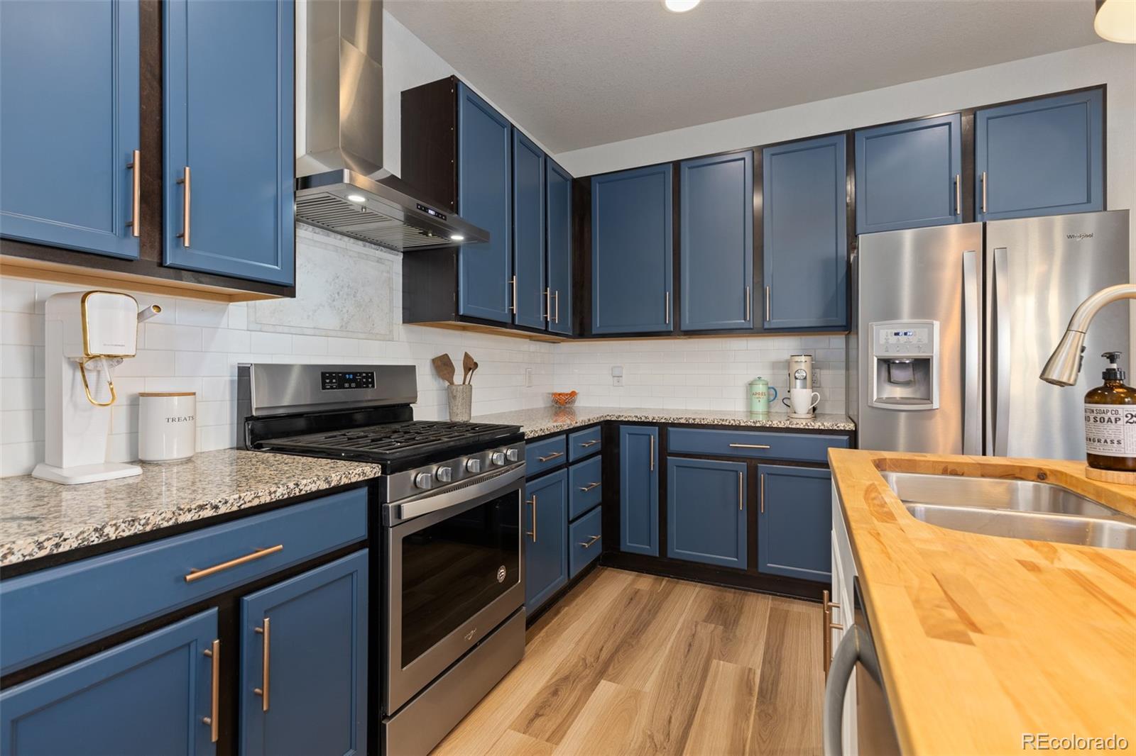 MLS Image #11 for 9331  garnett way a,arvada, Colorado