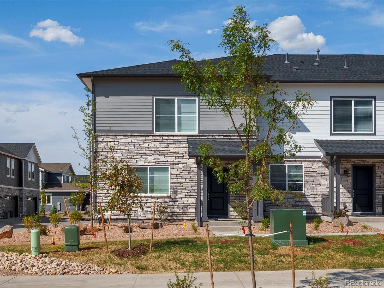 MLS Image #0 for 21266 e 65th drive,aurora, Colorado