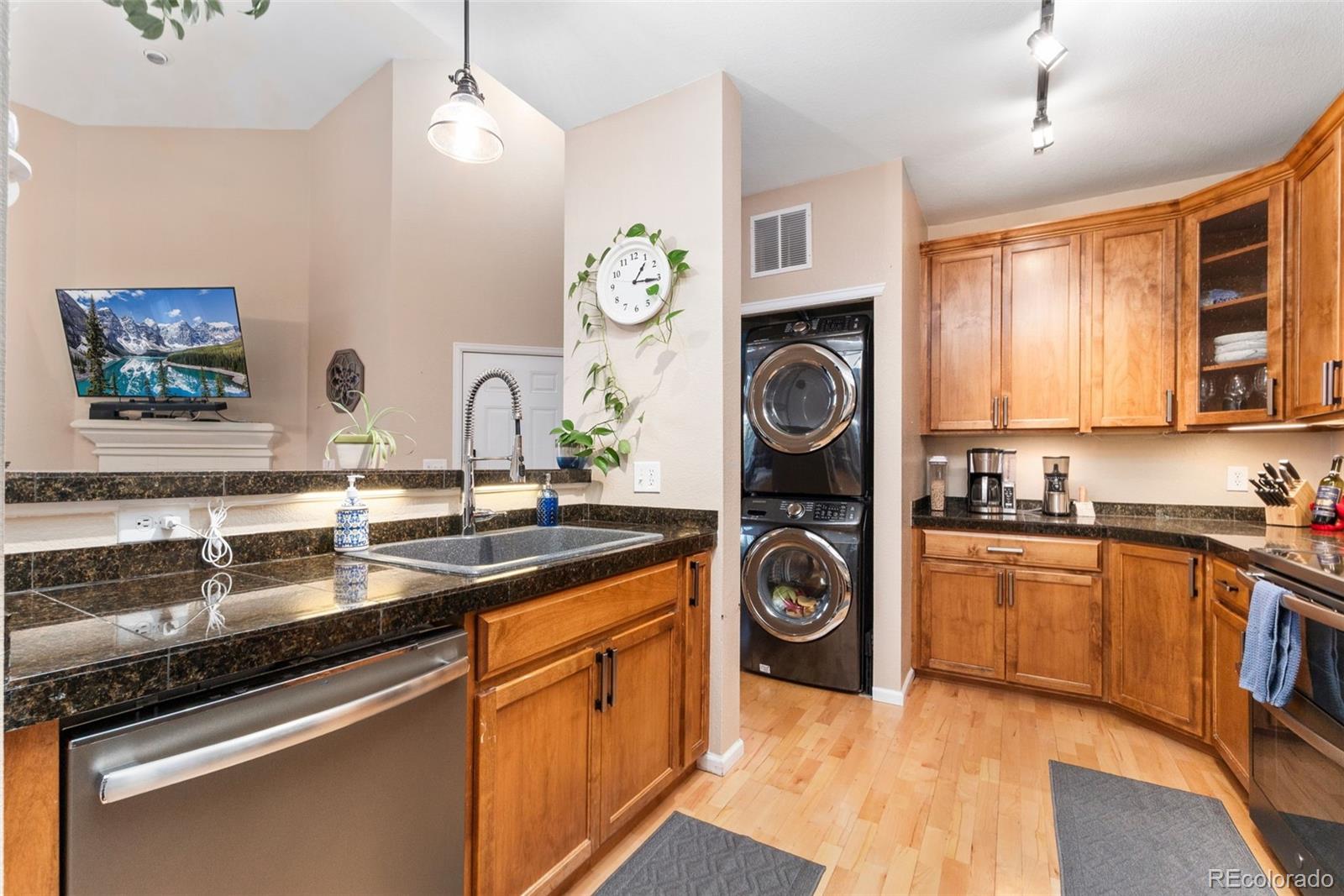 MLS Image #5 for 3875 s dayton street 307,aurora, Colorado