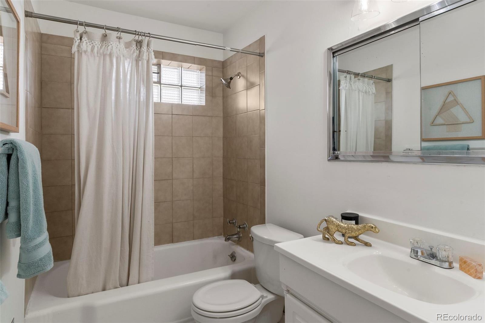 MLS Image #17 for 2892 s race street,denver, Colorado