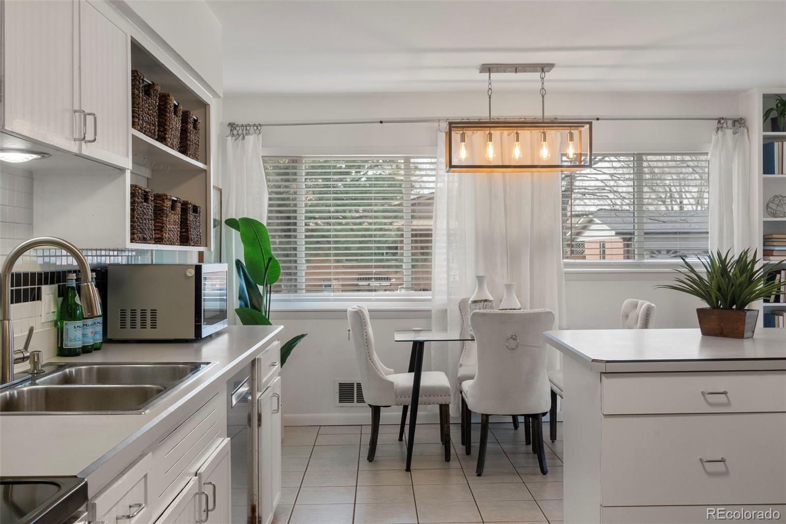 MLS Image #8 for 2892 s race street,denver, Colorado
