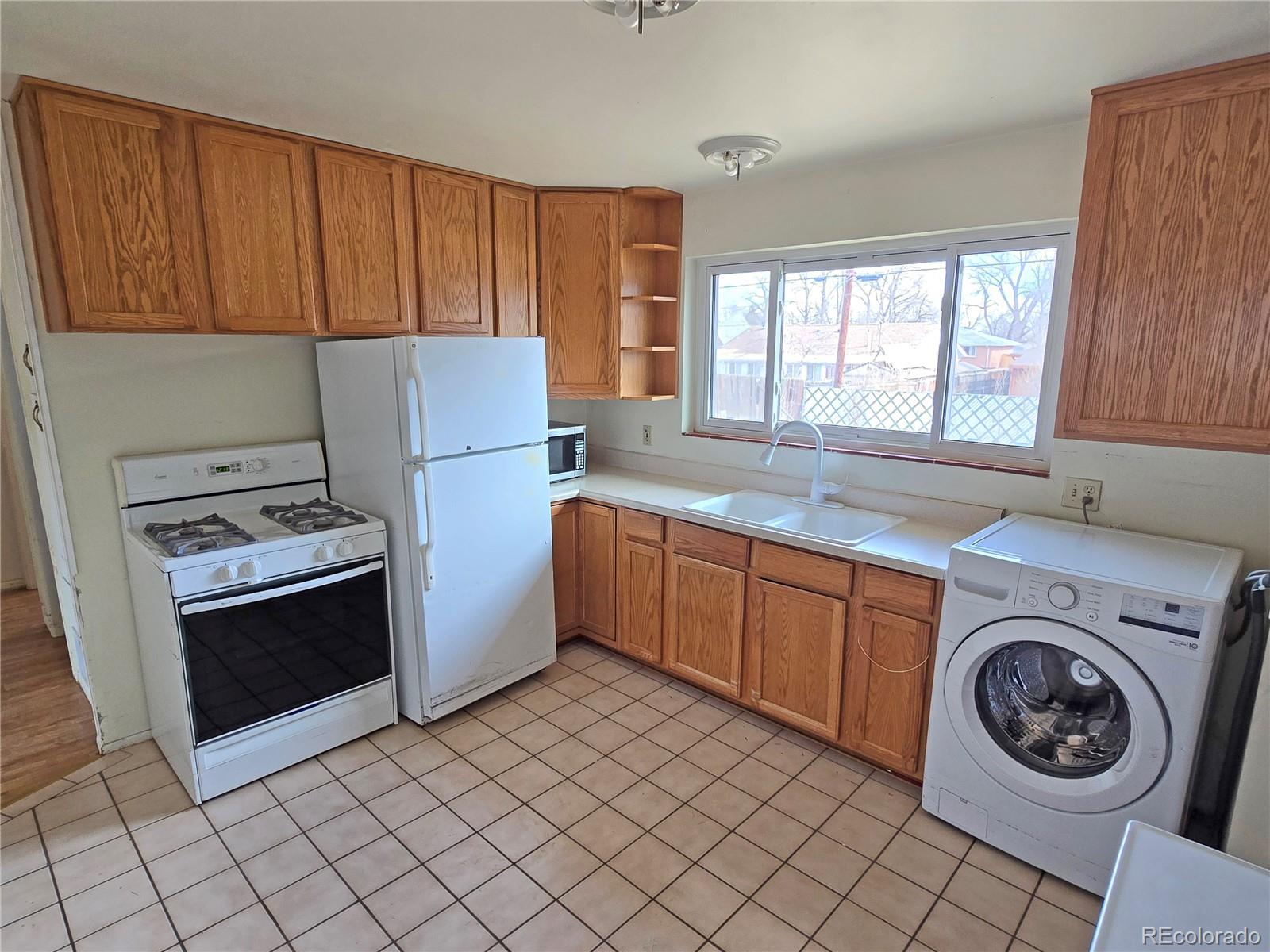 MLS Image #4 for 410 s swadley street,lakewood, Colorado