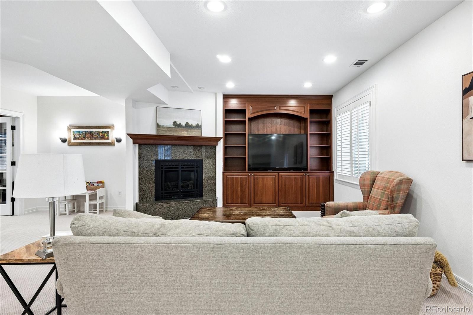 MLS Image #30 for 1142 s columbine street,denver, Colorado