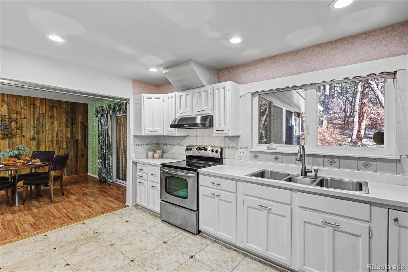 MLS Image #9 for 1040  tari drive,colorado springs, Colorado