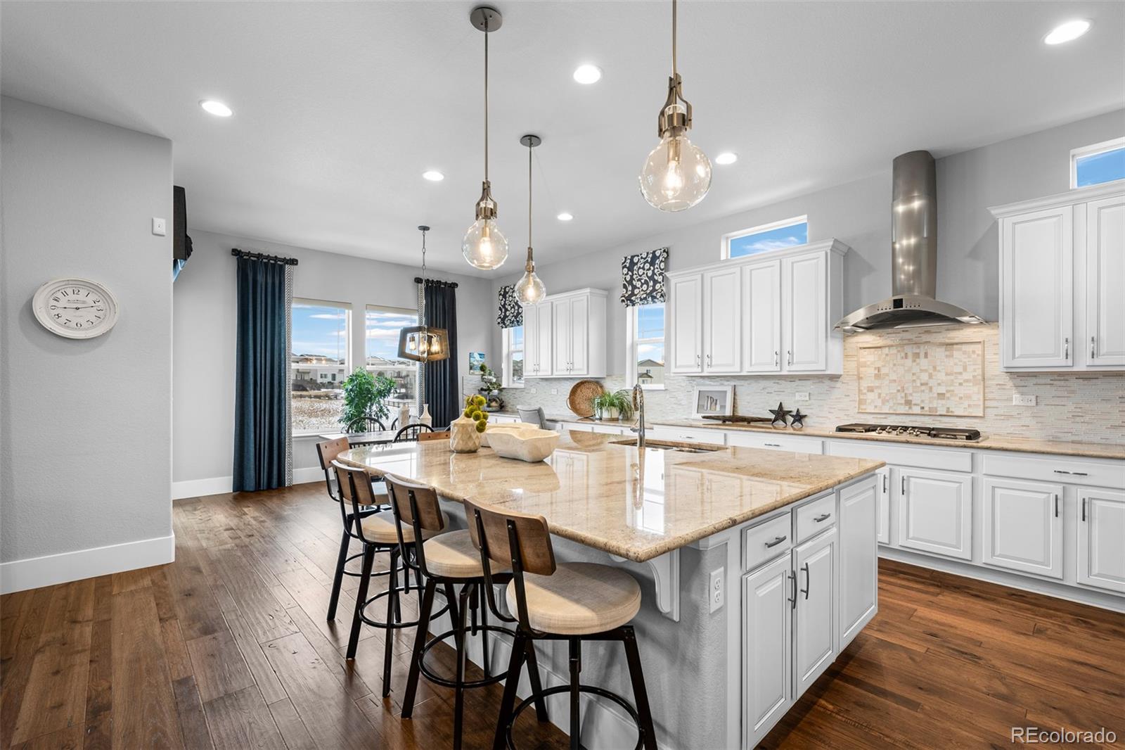 MLS Image #11 for 7190 s riverwood way,aurora, Colorado