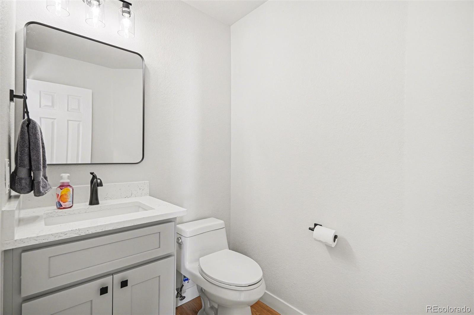 MLS Image #5 for 19270 e progress avenue,centennial, Colorado