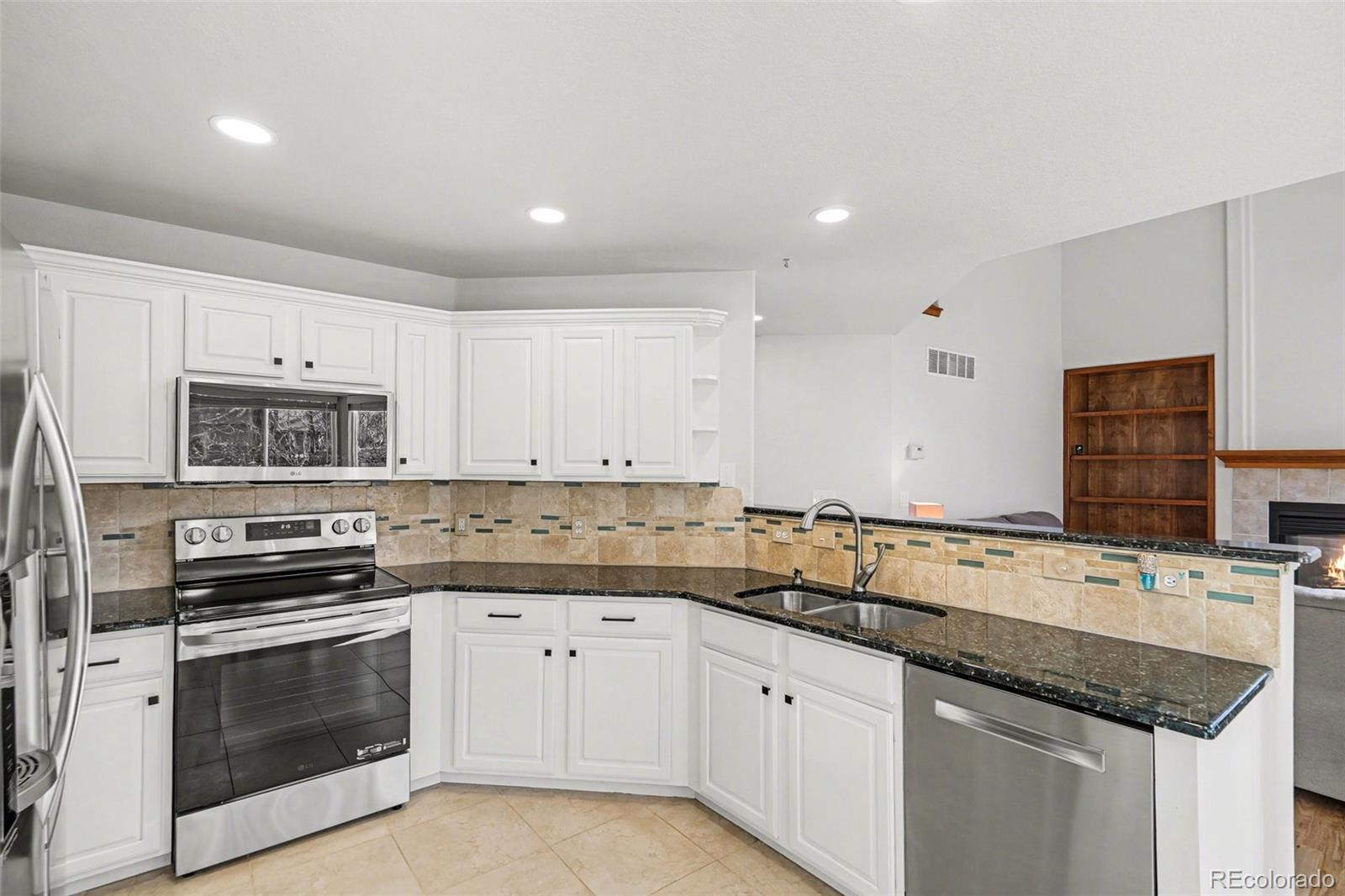 MLS Image #9 for 19270 e progress avenue,centennial, Colorado