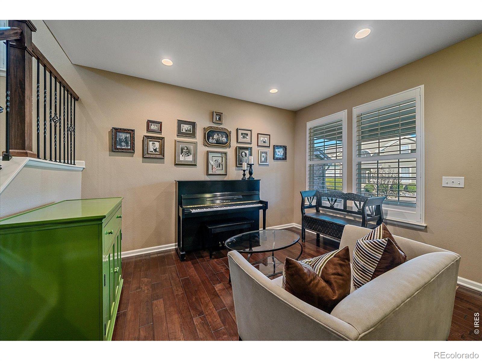 MLS Image #6 for 4545 s monaco street,denver, Colorado