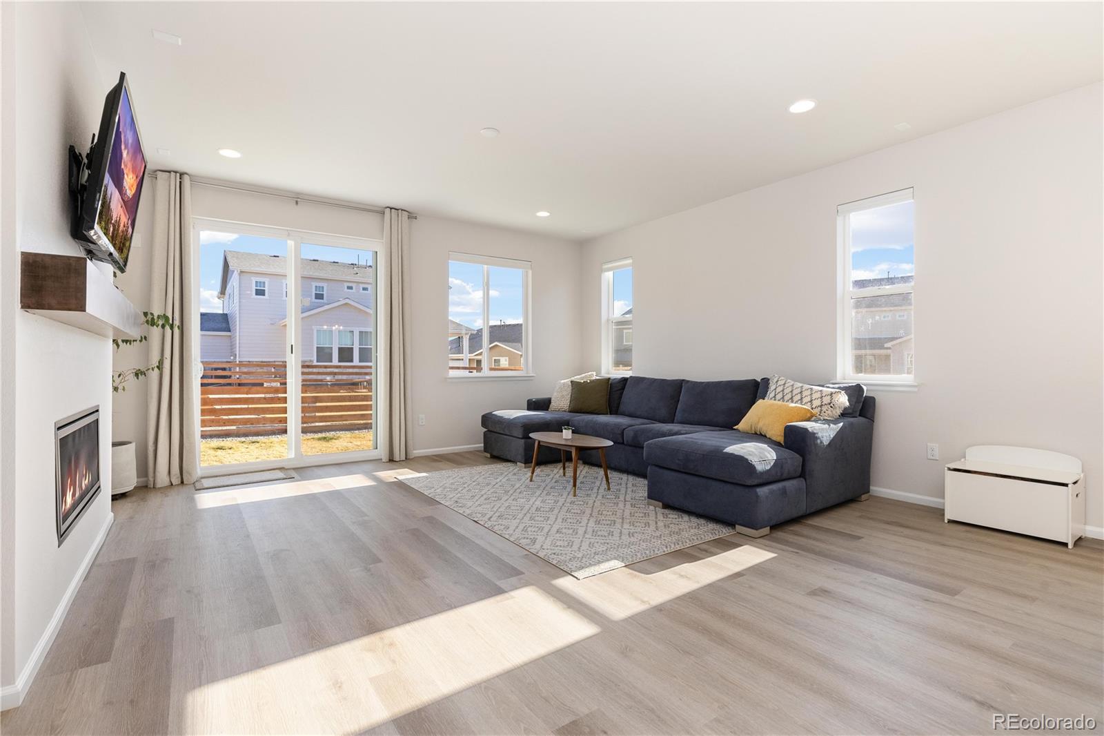 MLS Image #6 for 3906 n irvington street,aurora, Colorado