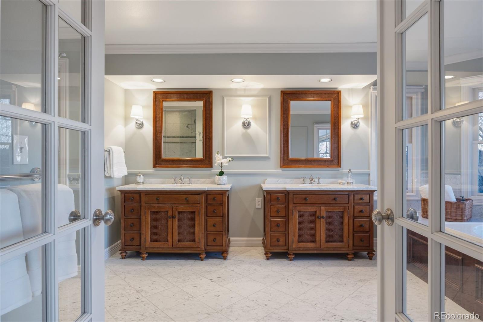 MLS Image #22 for 7233 s niagara circle,centennial, Colorado