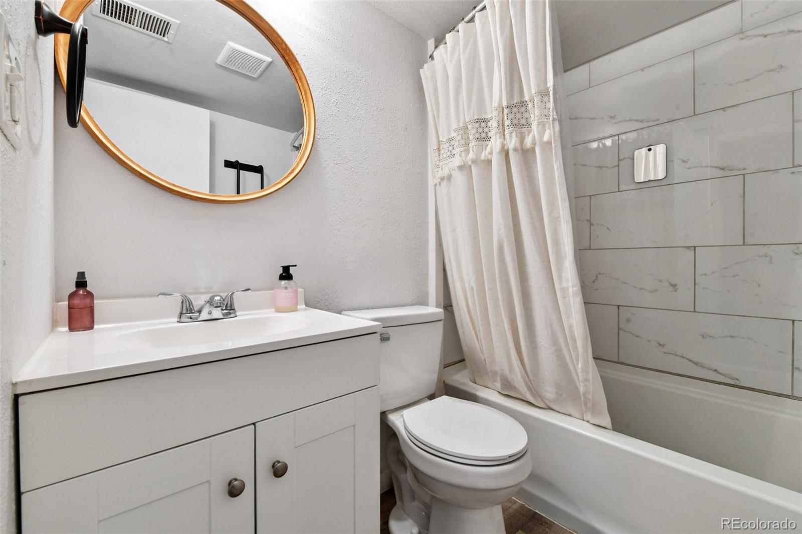 MLS Image #14 for 9430 e girard avenue 3,denver, Colorado