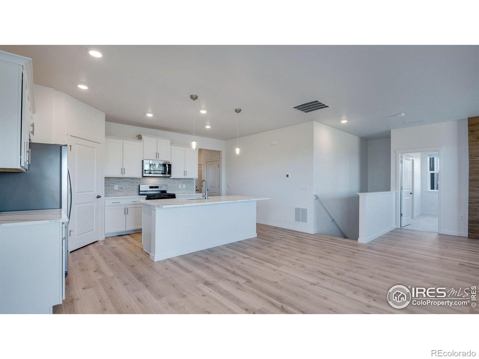 MLS Image #13 for 1450  sunrise hill drive,berthoud, Colorado