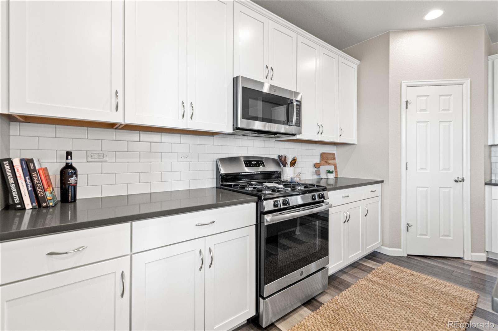 MLS Image #14 for 944  mcmurdo circle,castle rock, Colorado