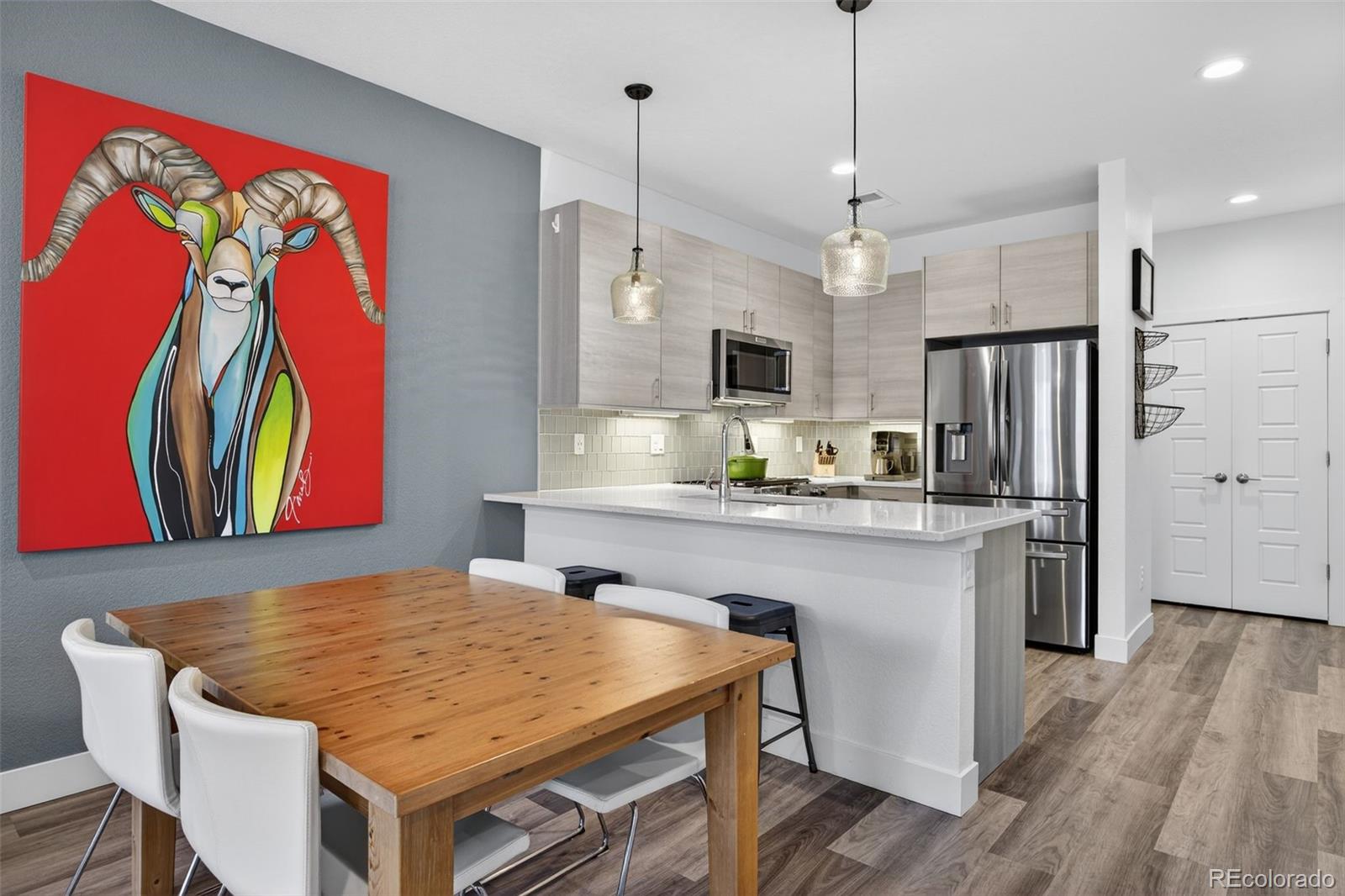 MLS Image #10 for 2411  california street,denver, Colorado