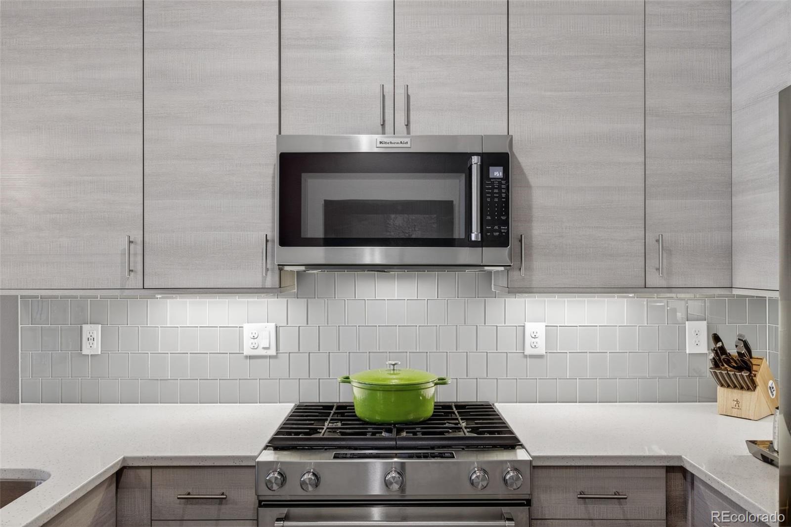 MLS Image #13 for 2411  california street,denver, Colorado