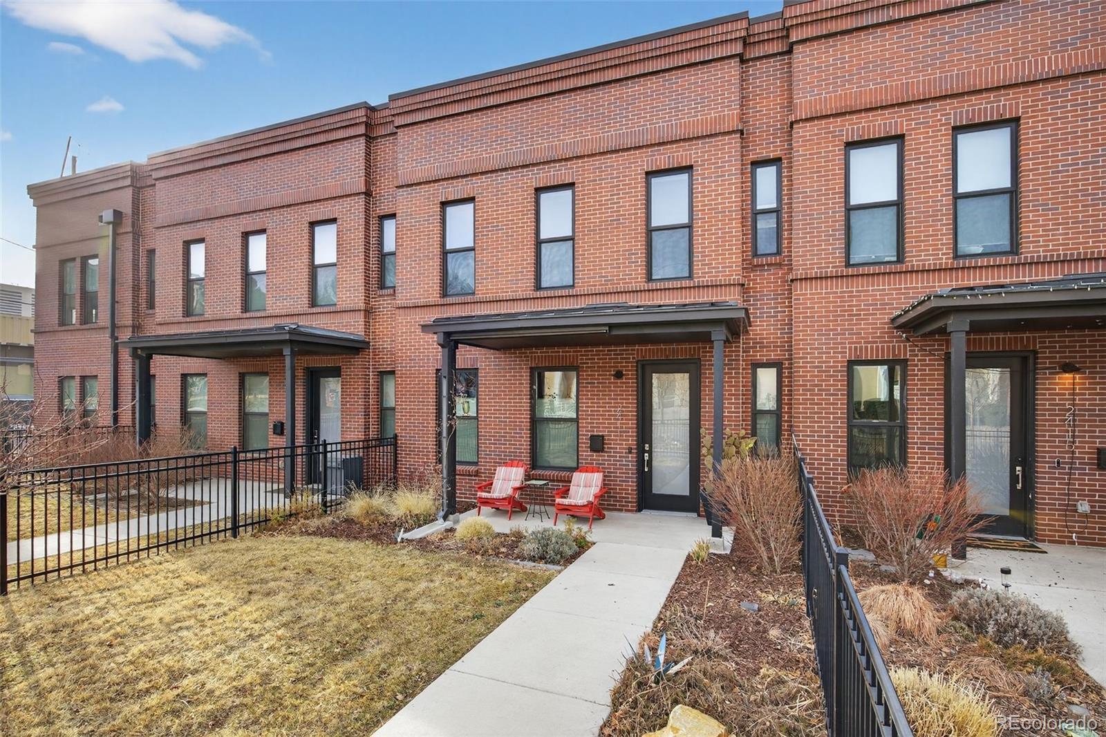 MLS Image #2 for 2411  california street,denver, Colorado