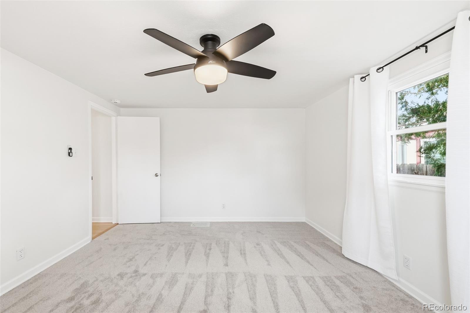 MLS Image #18 for 1164  roslyn street,denver, Colorado