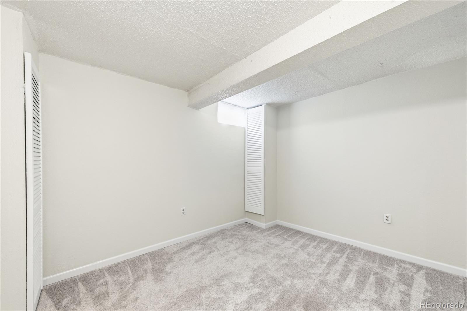 MLS Image #22 for 1164  roslyn street,denver, Colorado
