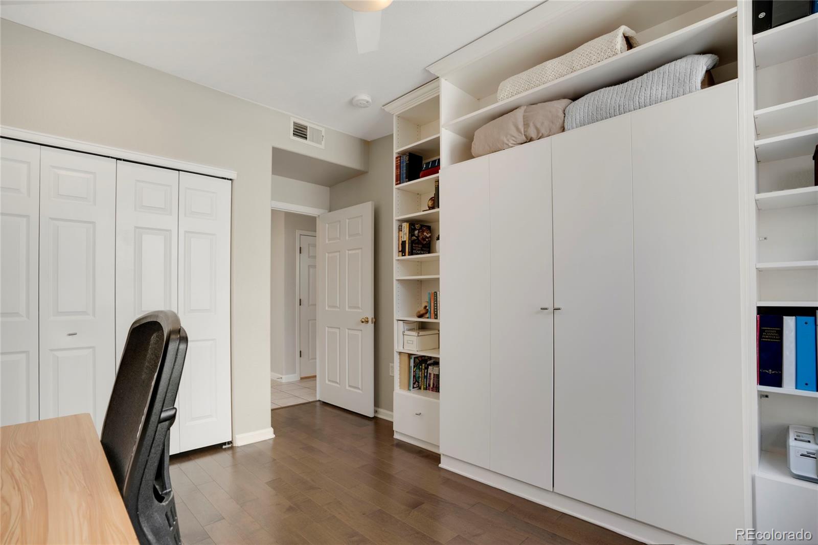 MLS Image #21 for 1747 n pearl street 305,denver, Colorado