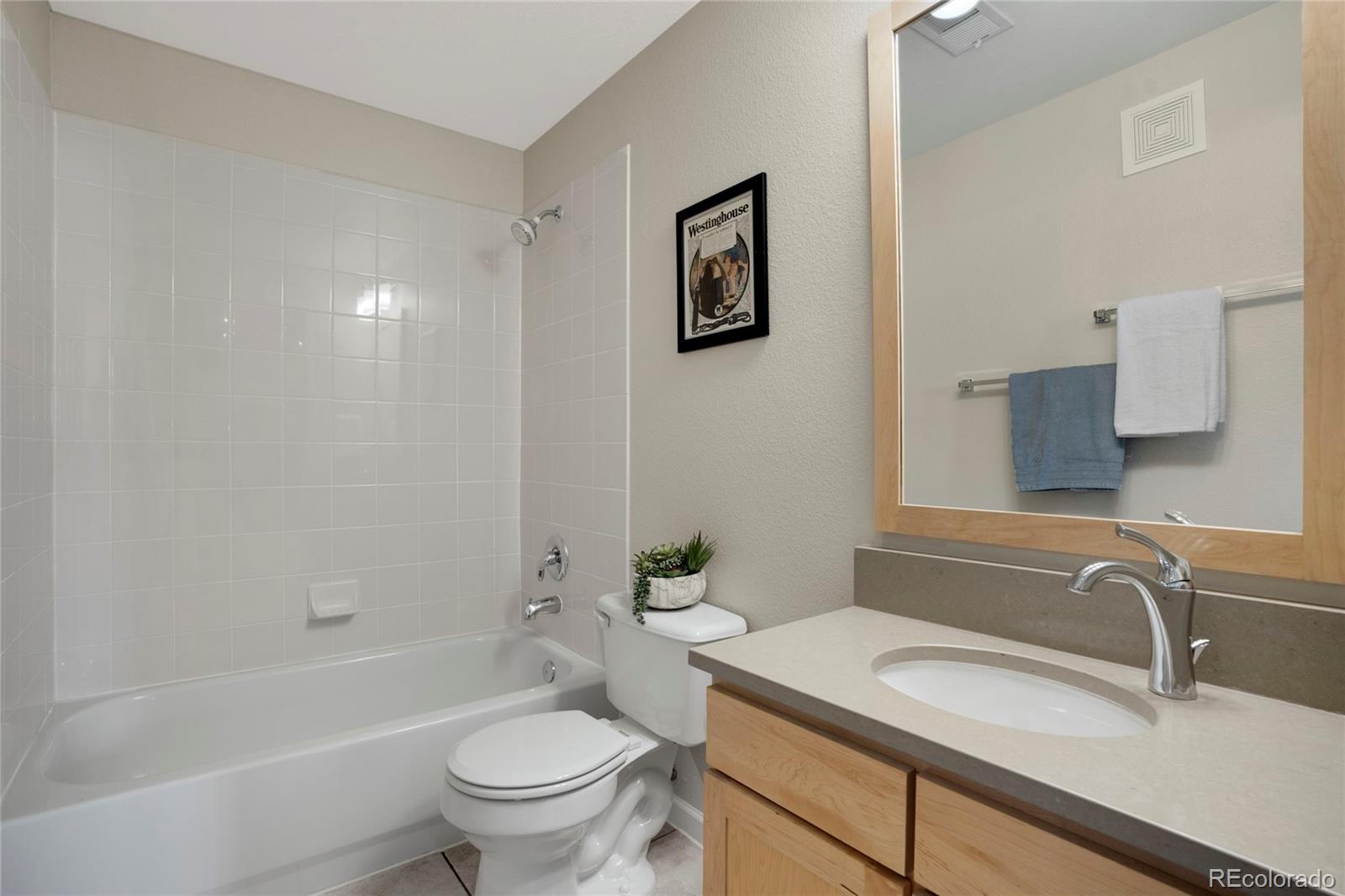 MLS Image #25 for 1747 n pearl street 305,denver, Colorado