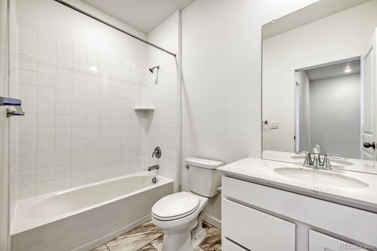 MLS Image #10 for 6839  parterre parkway 4,thornton, Colorado