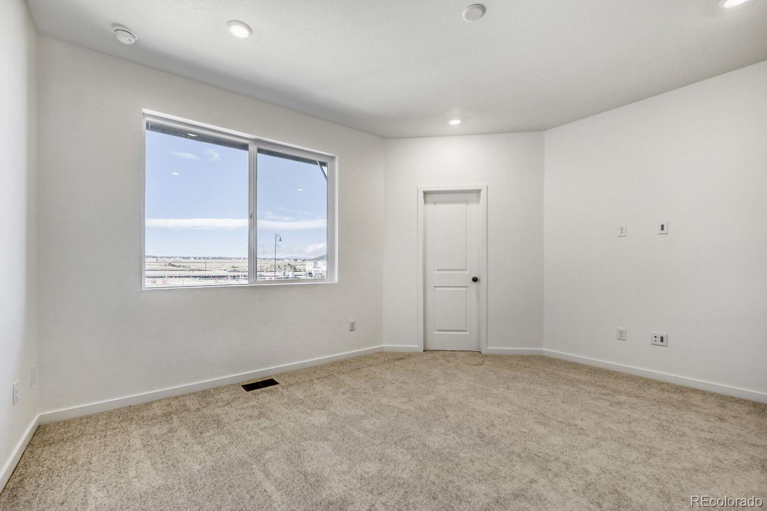 MLS Image #6 for 6839  parterre parkway 4,thornton, Colorado
