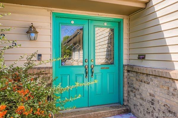 MLS Image #1 for 325 s monaco parkway,denver, Colorado