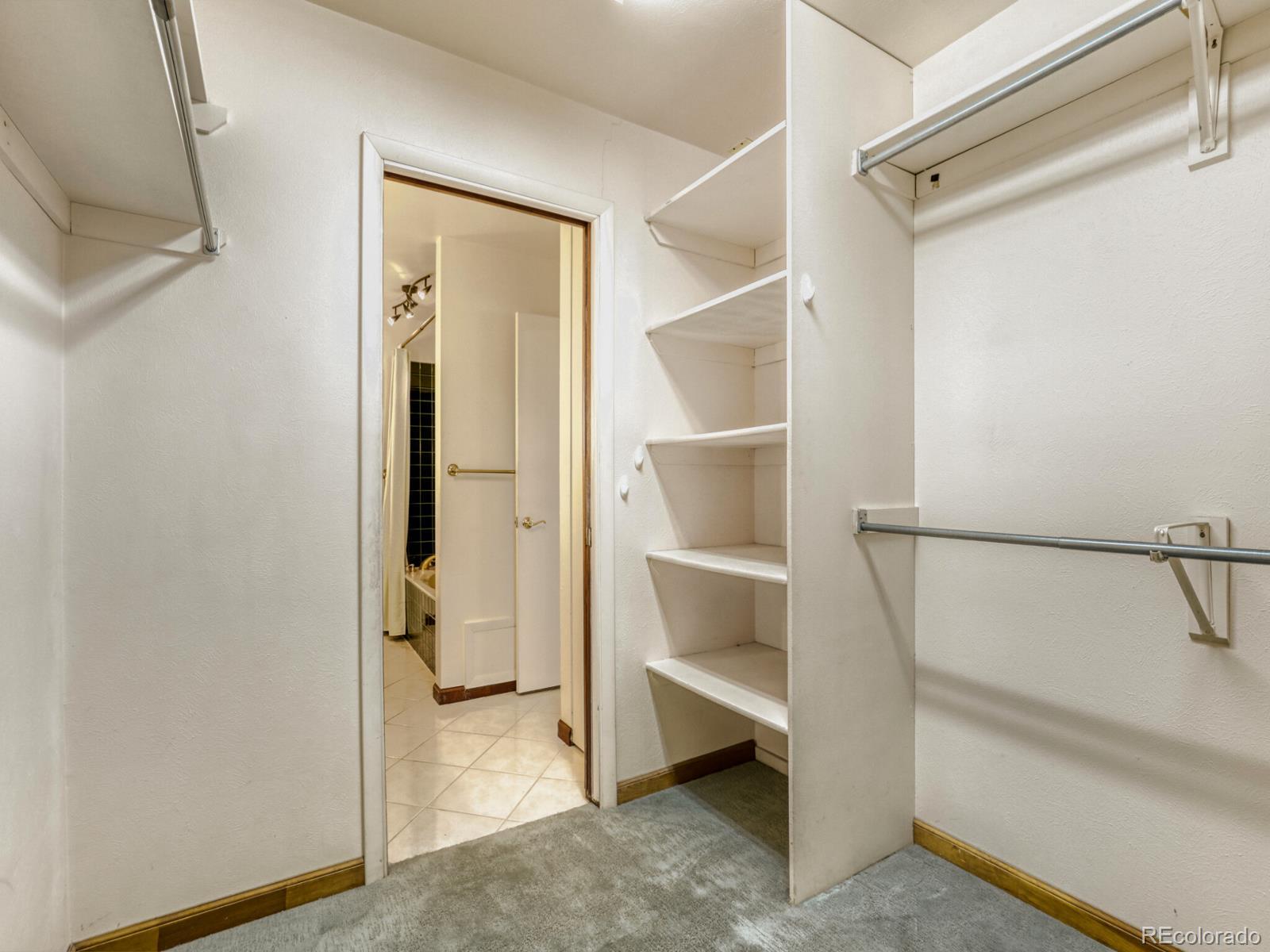 MLS Image #17 for 325 s monaco parkway,denver, Colorado