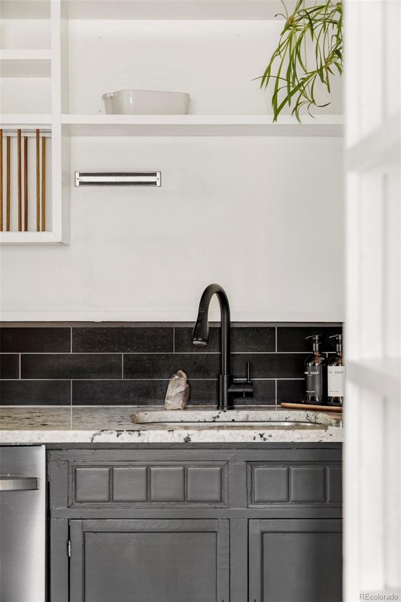 MLS Image #10 for 5556 s elmwood street,littleton, Colorado