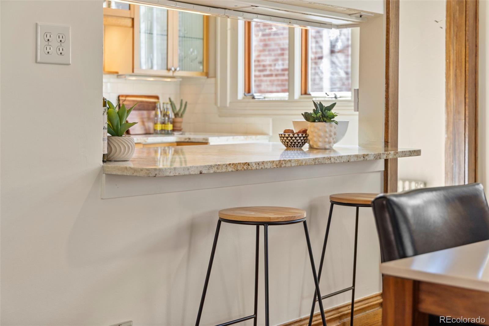MLS Image #11 for 1884  cherry street,denver, Colorado