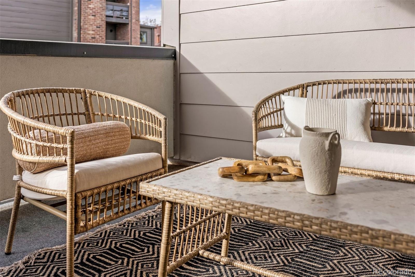 MLS Image #14 for 345  fillmore street 203,denver, Colorado