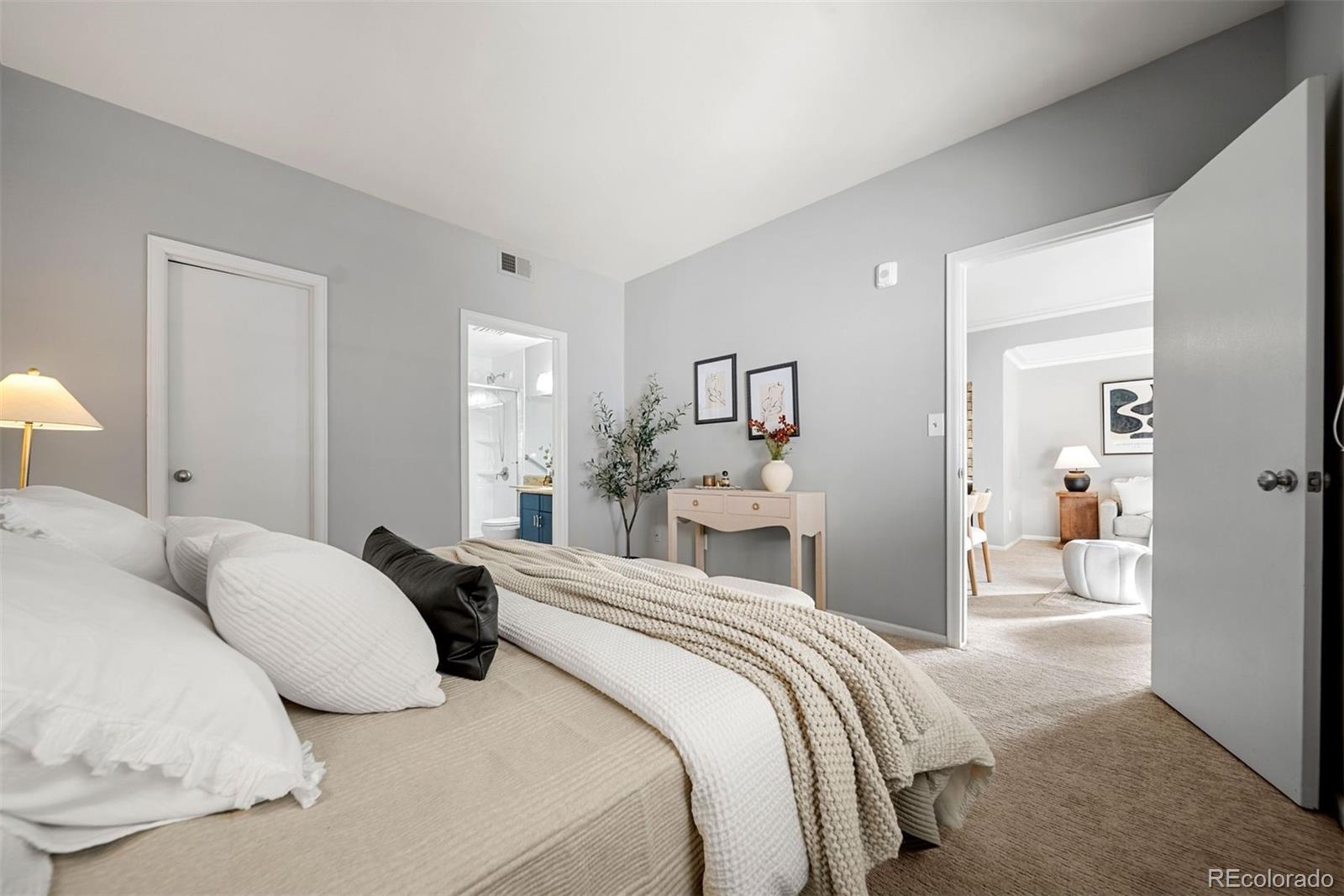 MLS Image #20 for 345  fillmore street 203,denver, Colorado