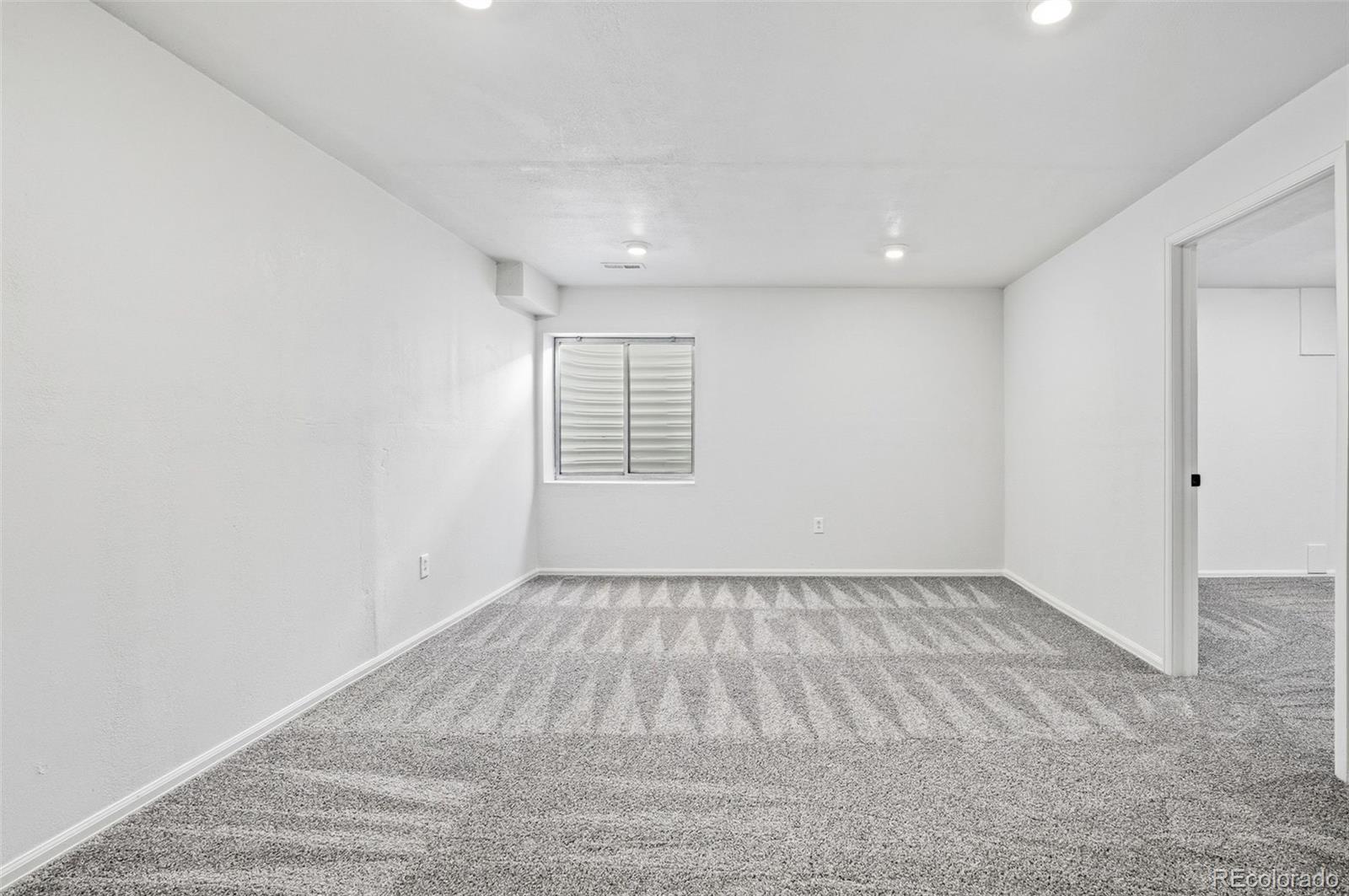 MLS Image #36 for 4353 s himalaya court,aurora, Colorado