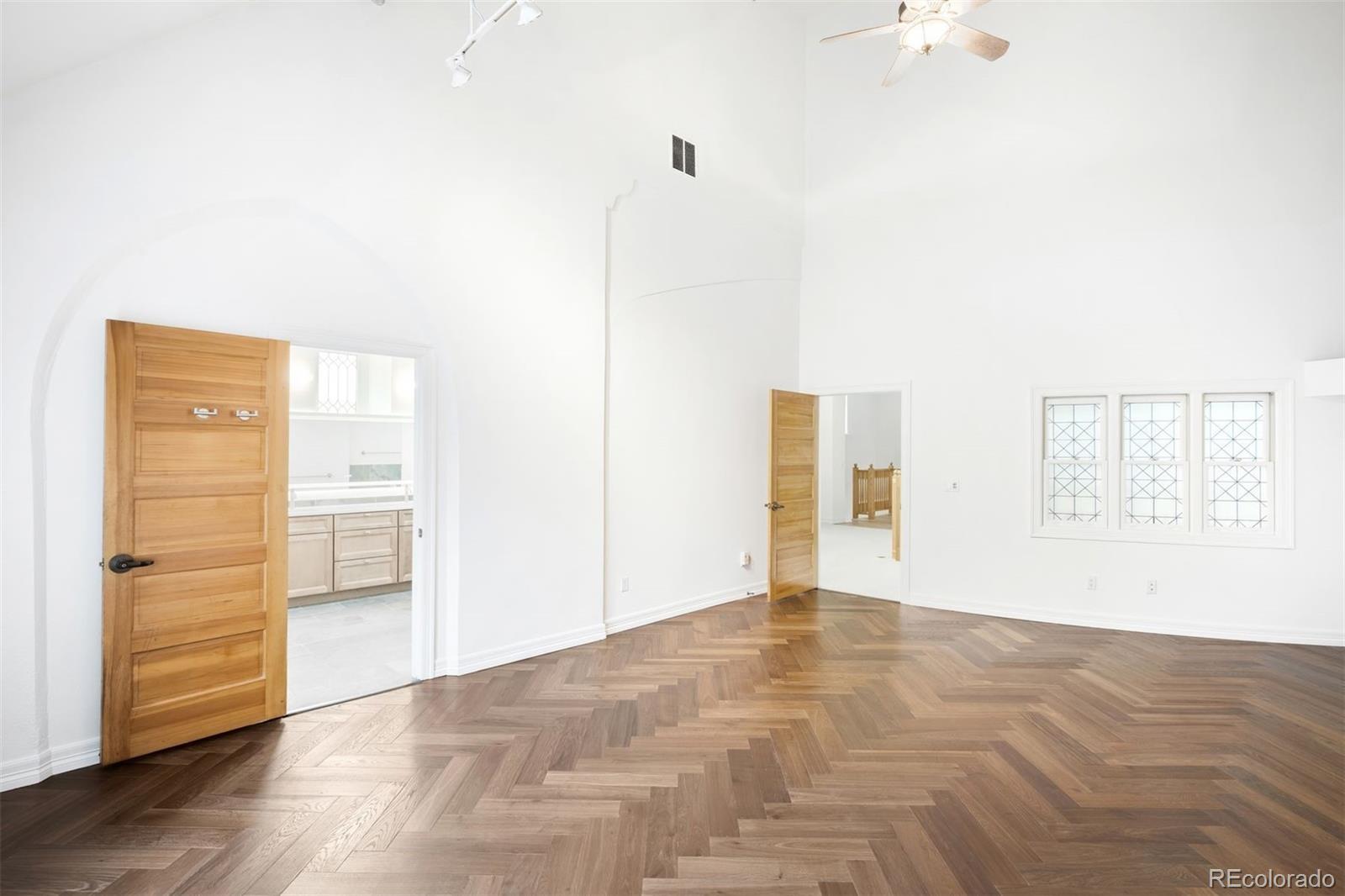 MLS Image #21 for 225 n lincoln street,denver, Colorado