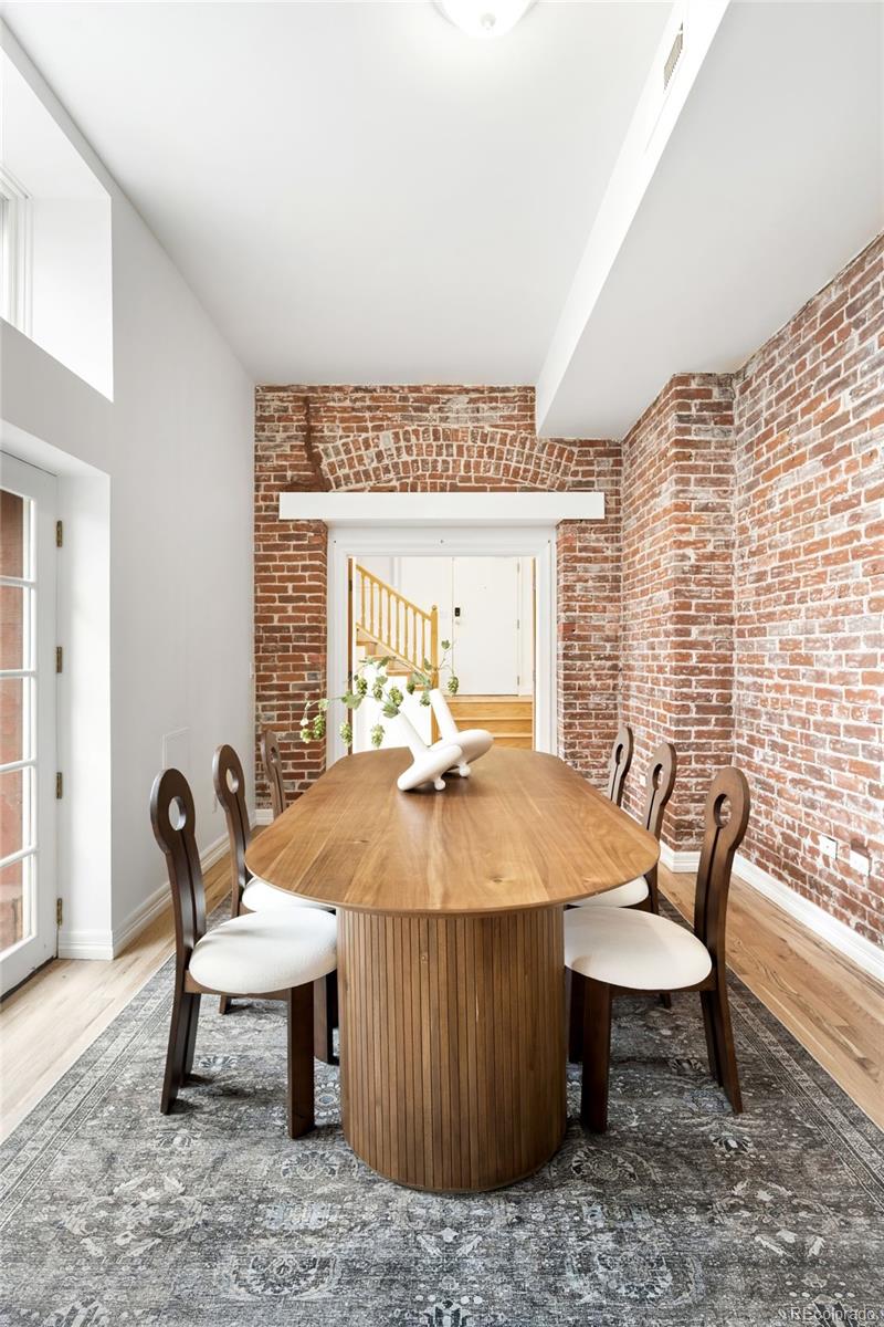 MLS Image #8 for 225 n lincoln street,denver, Colorado