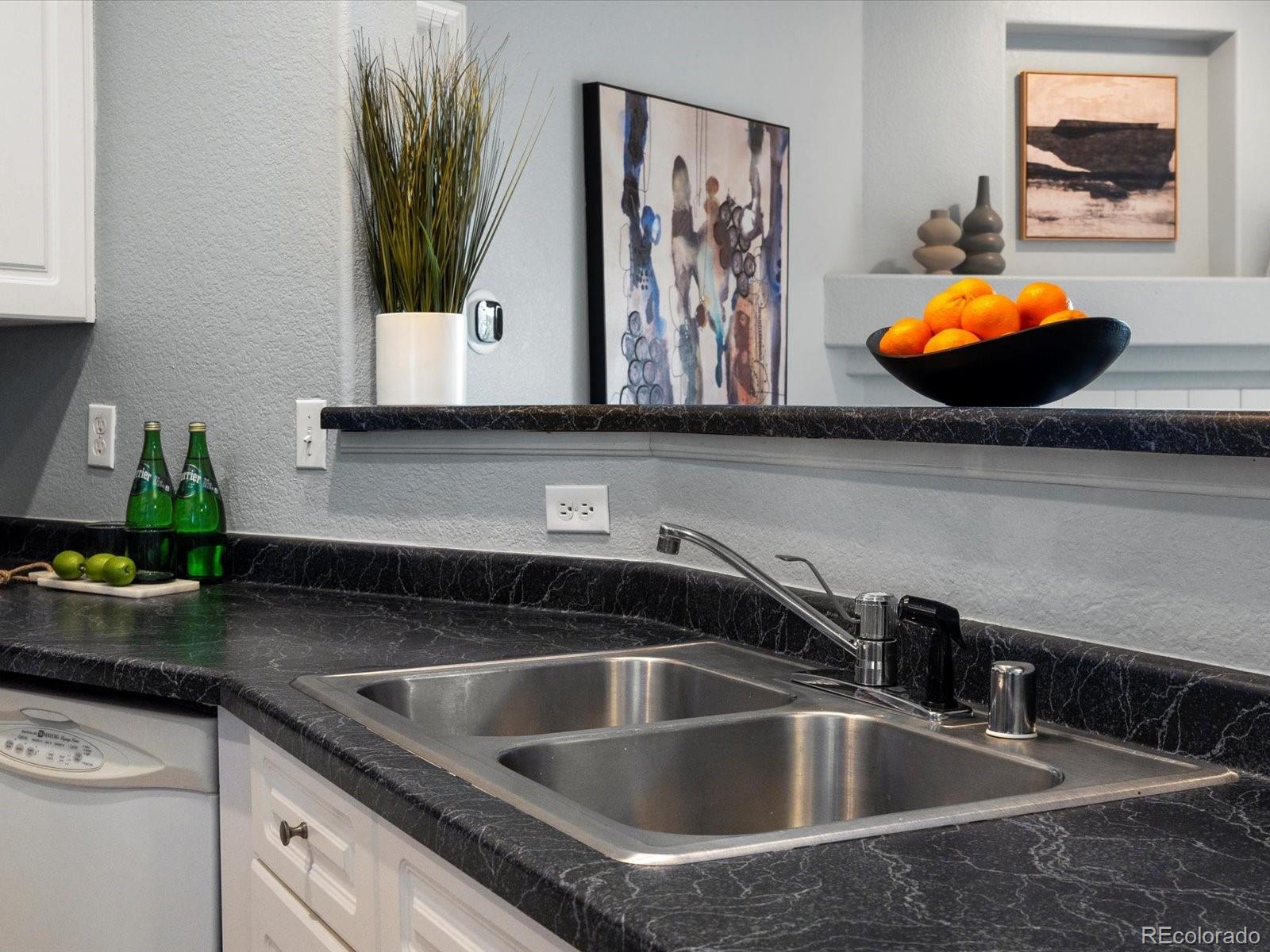MLS Image #8 for 7498 s alkire street 202,littleton, Colorado
