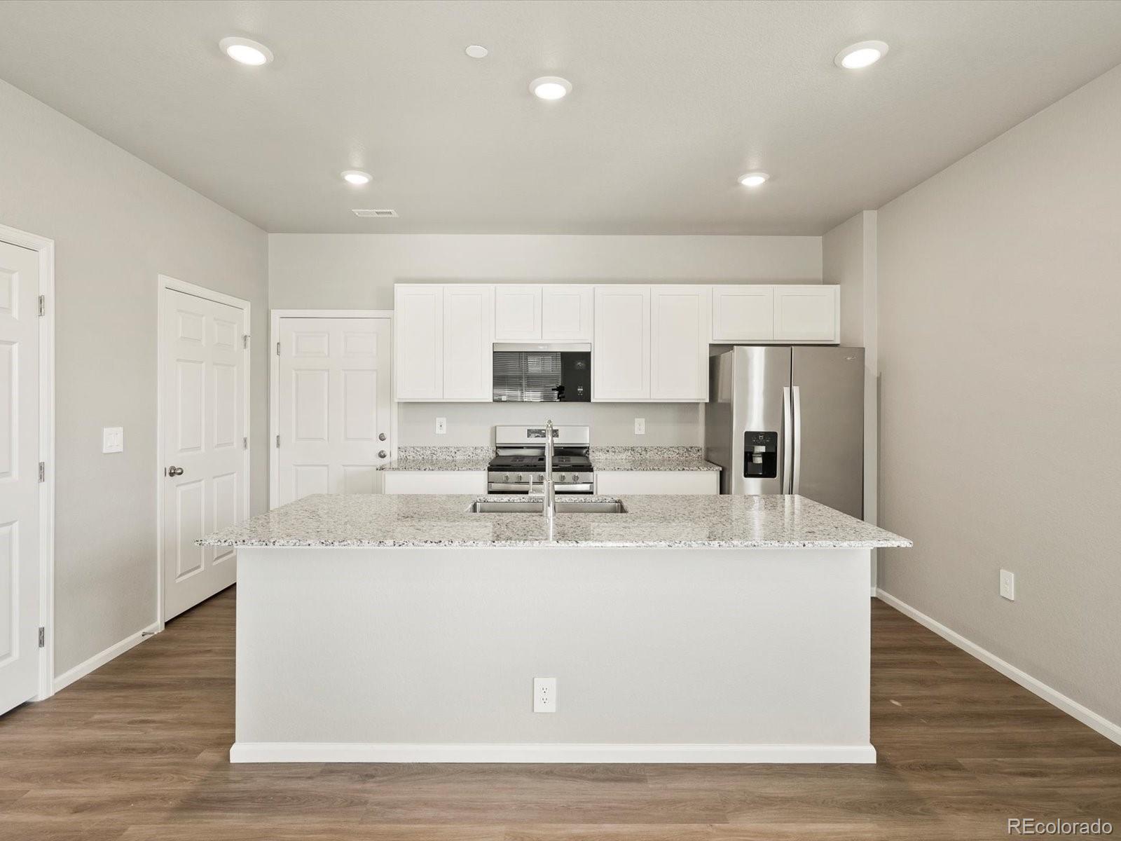 MLS Image #10 for 1600  riverplace drive,windsor, Colorado