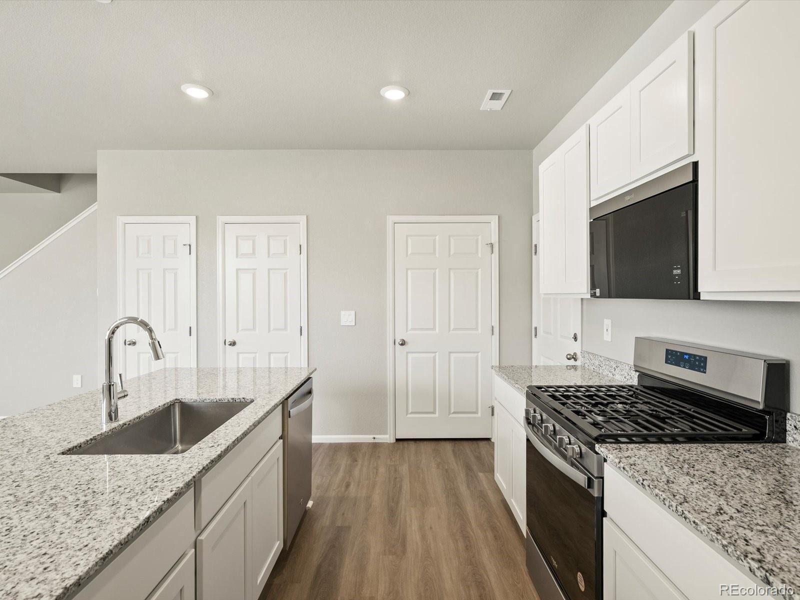 MLS Image #8 for 1600  riverplace drive,windsor, Colorado