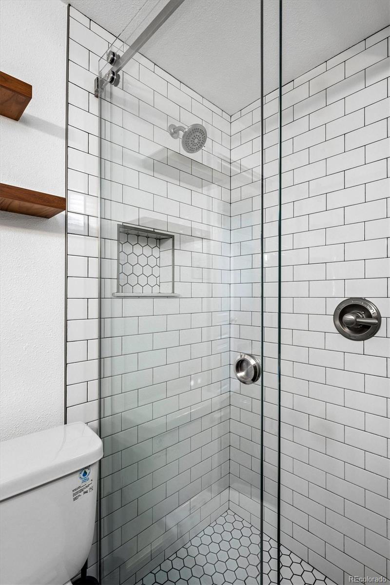 MLS Image #21 for 3065  bellaire street,denver, Colorado
