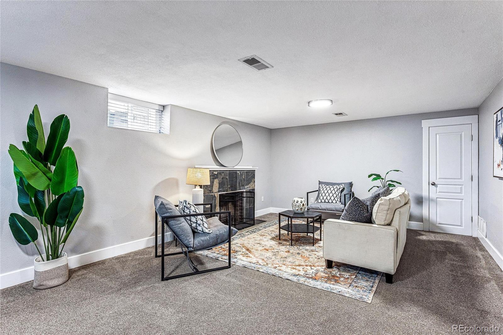 MLS Image #23 for 3065  bellaire street,denver, Colorado