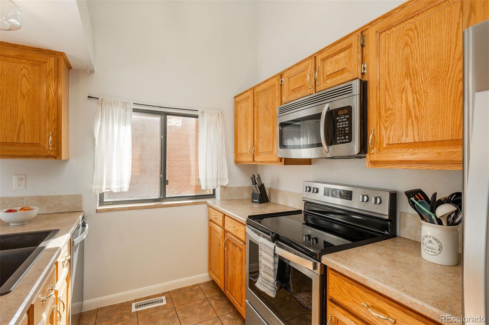 MLS Image #7 for 4218 s richfield street,aurora, Colorado