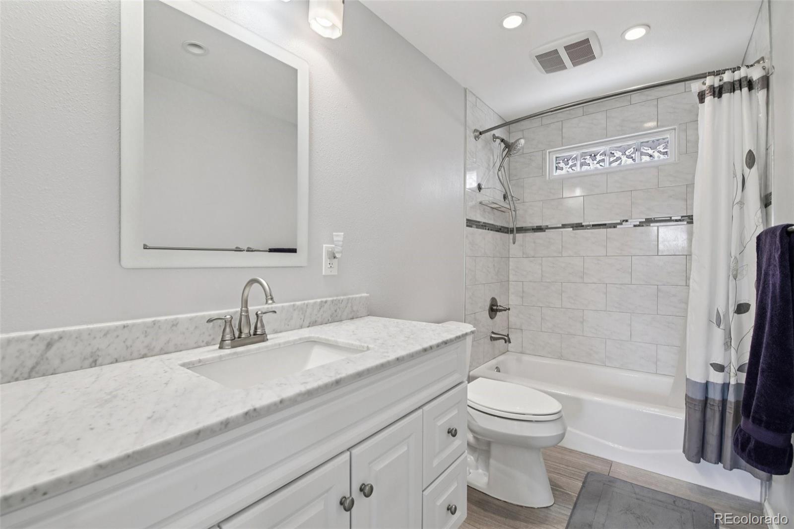 MLS Image #19 for 4153 s syracuse street,denver, Colorado