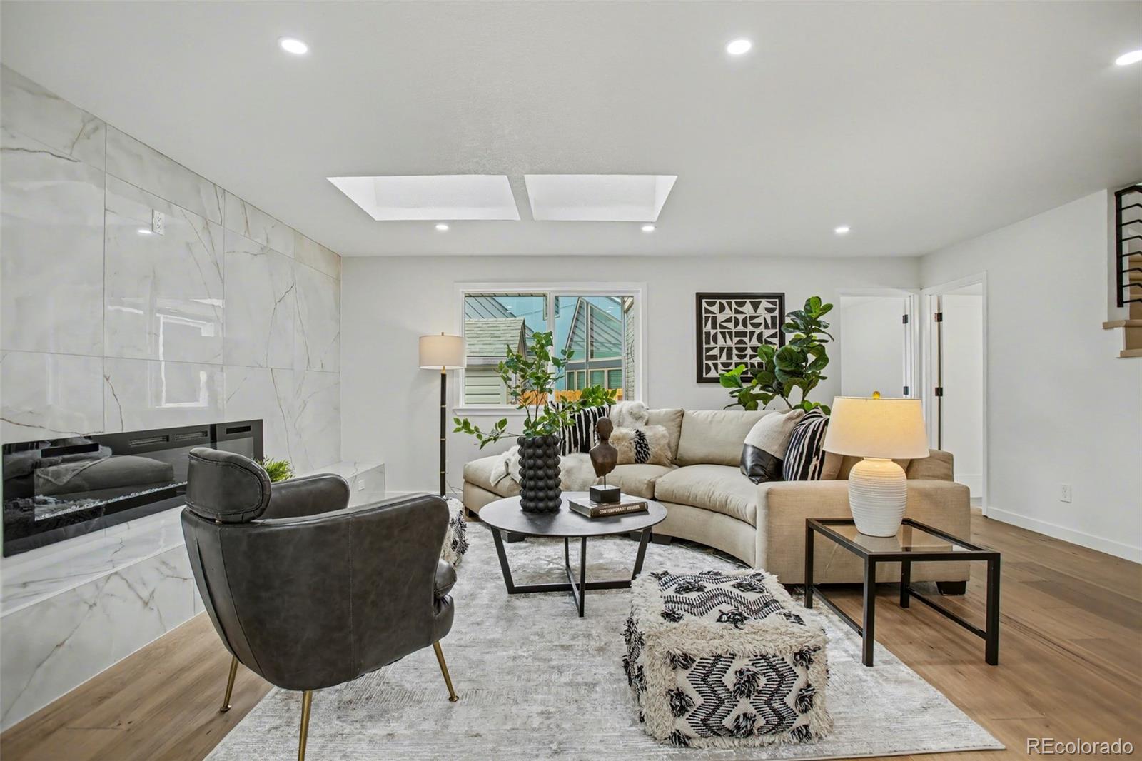 MLS Image #12 for 4055 s niagara way,denver, Colorado