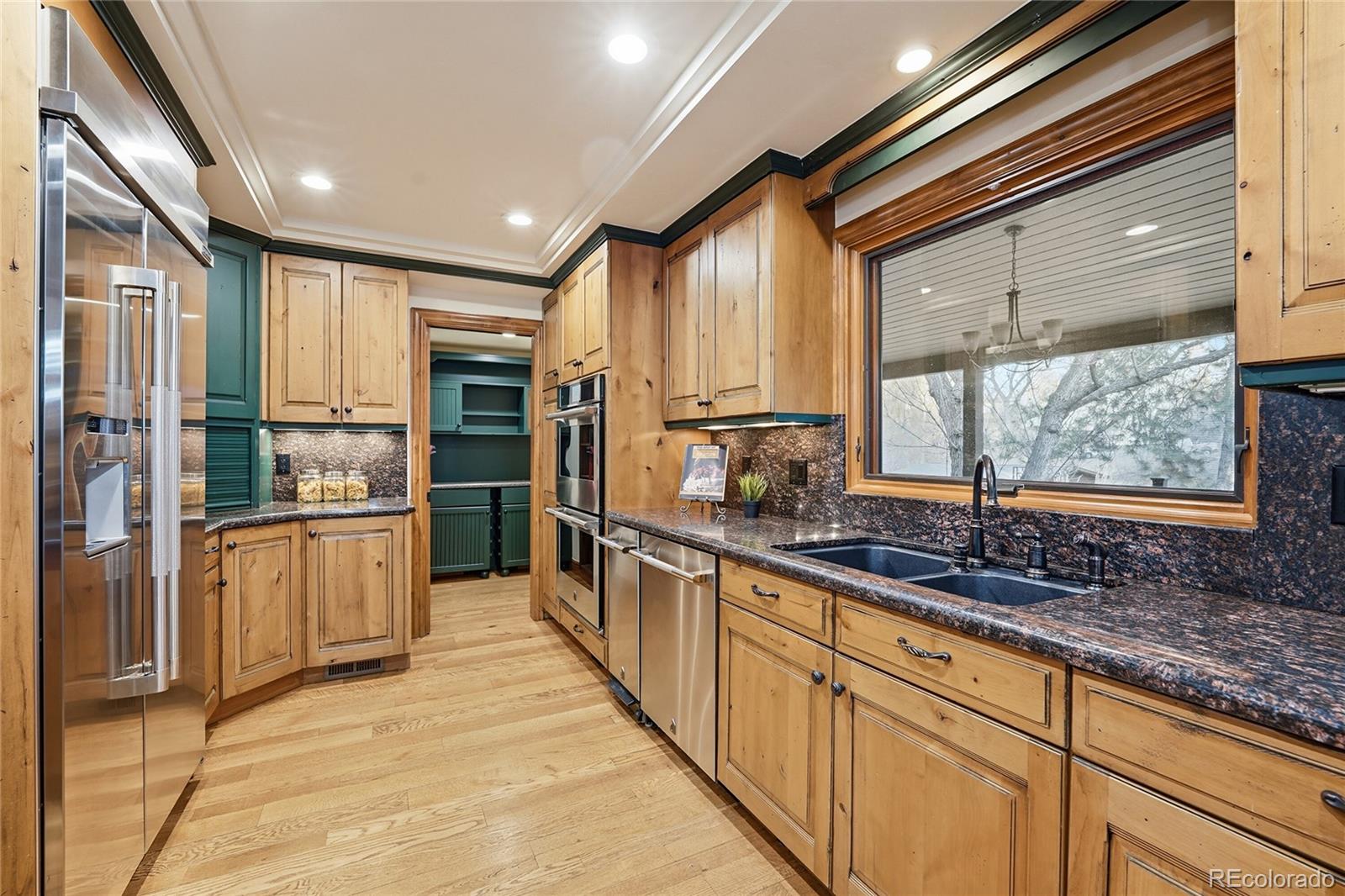 MLS Image #5 for 730  crescent lane,lakewood, Colorado