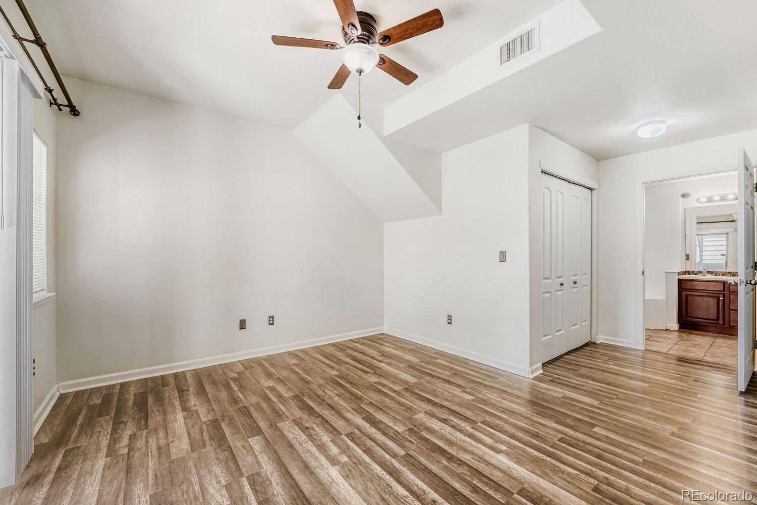 MLS Image #10 for 5800  tower road,denver, Colorado