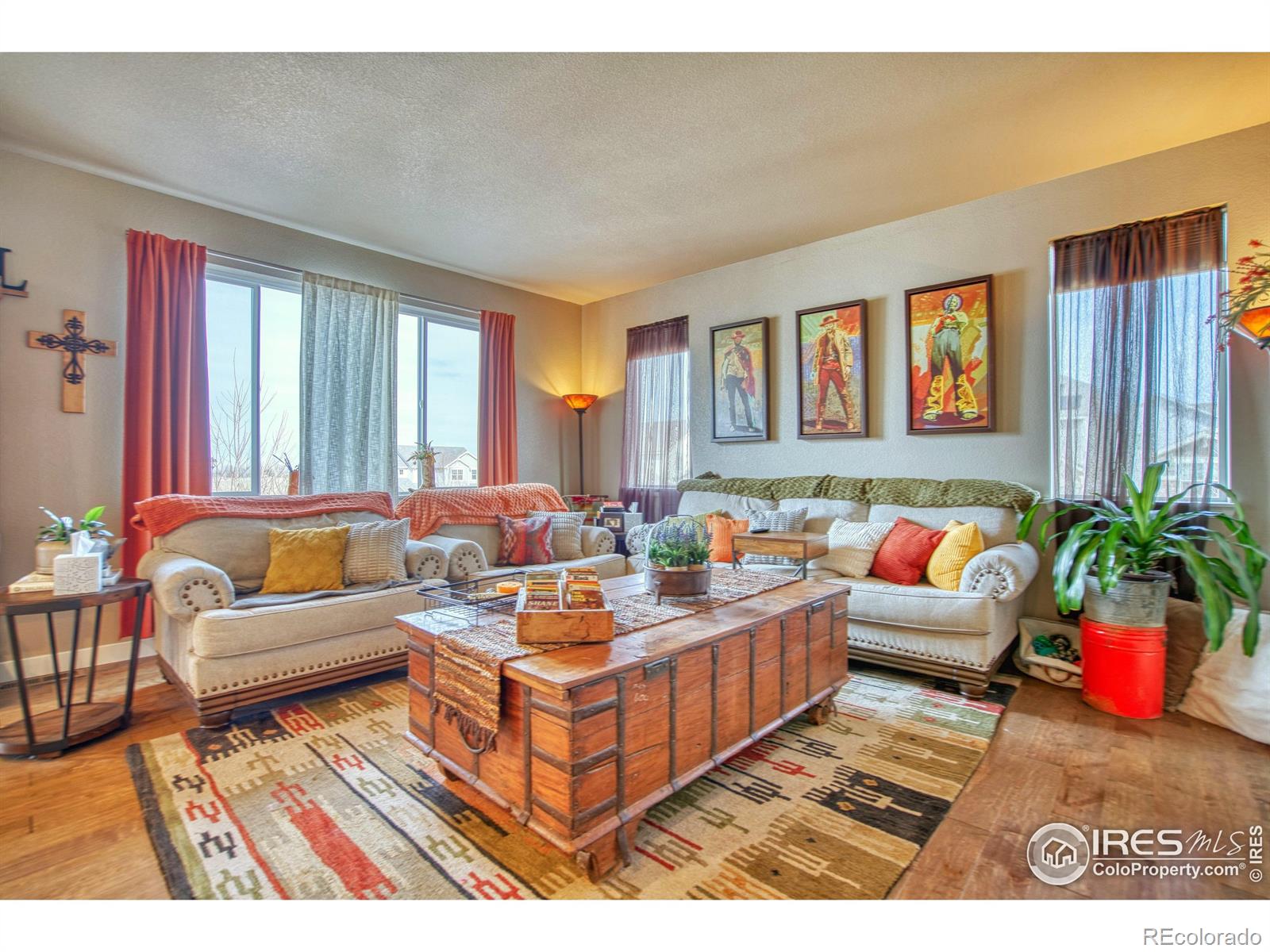 MLS Image #12 for 810  ranchhand drive,berthoud, Colorado